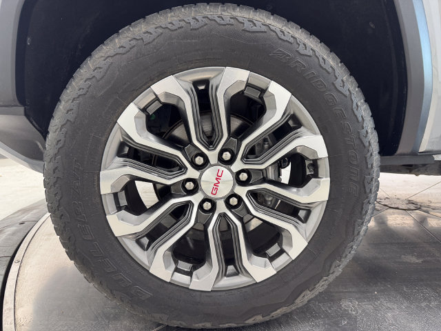 Used 2023 GMC Canyon Denali AWD/4WD image 10