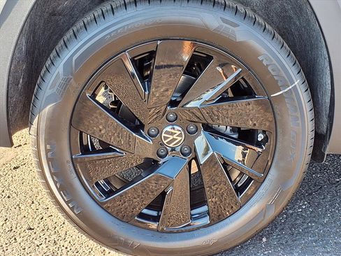 New 2026 Volkswagen Atlas SE image 5