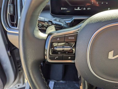Certified 2025 Kia Sorento SX Prestige image 34