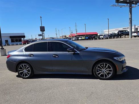 Used 2022 BMW 330i Sedan w/ Convenience Package image 6