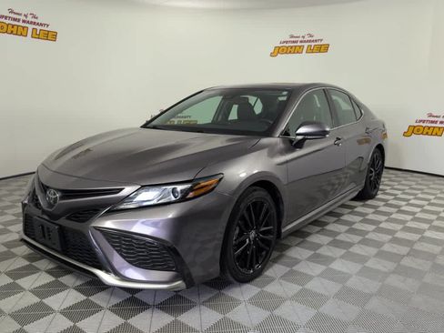 Used 2024 Toyota Camry XSE FWD image 1
