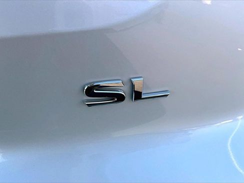 New 2025 Nissan Pathfinder SL image 9