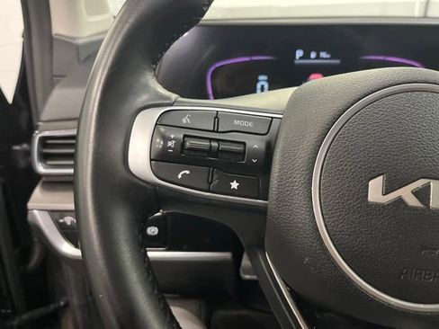 Certified 2023 Kia Sportage EX FWD image 18