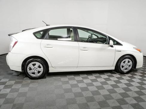 Used 2010 Toyota Prius Two image 2