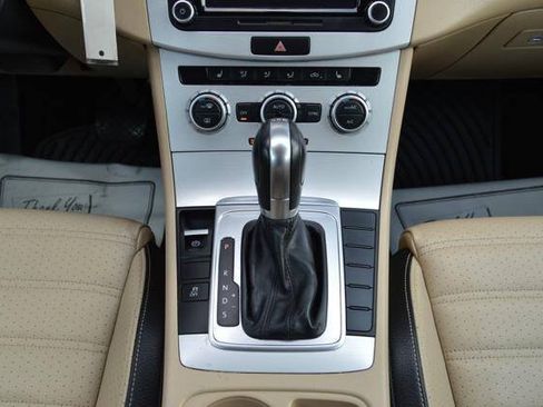 Used 2013 Volkswagen CC Sport FWD image 22