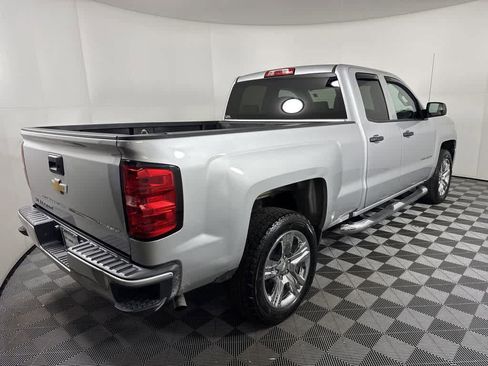 Used 2016 Chevrolet Silverado 1500 Custom w/ Custom Convenience Package image 4