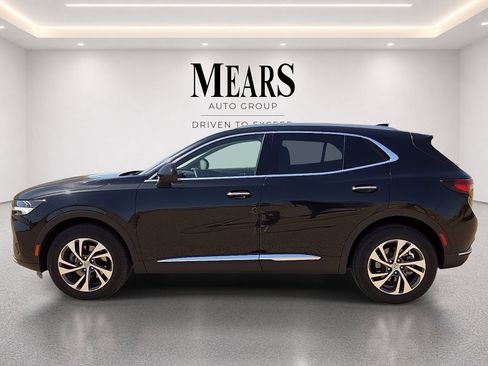 Used 2023 Buick Envision Essence AWD/4WD image 2