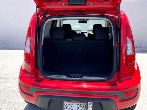 Used 2013 Kia Soul FWD image 18
