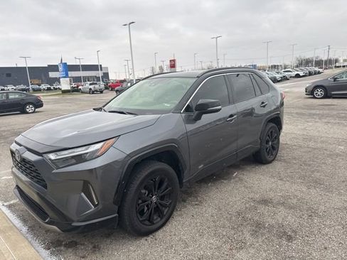 Used 2022 Toyota RAV4 XSE image 5