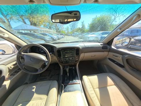 Used 2000 Toyota Land Cruiser image 27