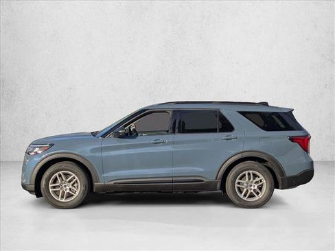 New 2026 Ford Explorer Active image 5