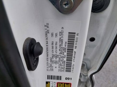 Used 2022 Toyota Tacoma SR image 33