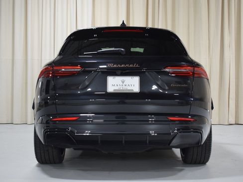 New 2025 Maserati Grecale Folgore image 16