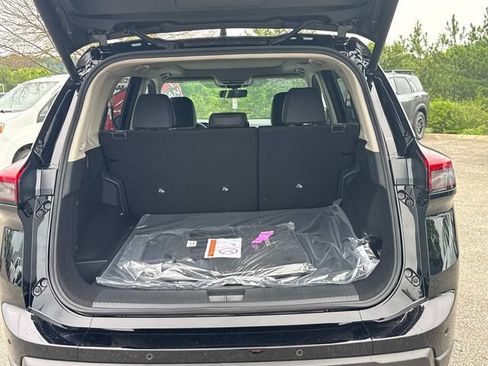 New 2026 Nissan Rogue Dark Armor AWD/4WD image 13