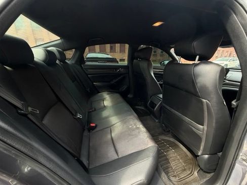 Used 2019 Honda Accord Sport image 13