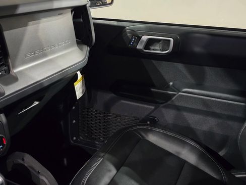 New 2025 Ford Bronco Badlands AWD/4WD image 26