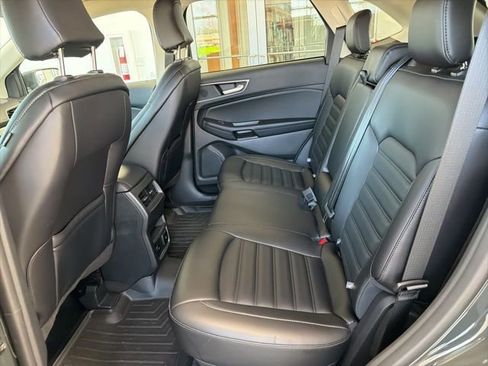 Certified 2024 Ford Edge SEL w/ Convenience Package AWD/4WD image 16