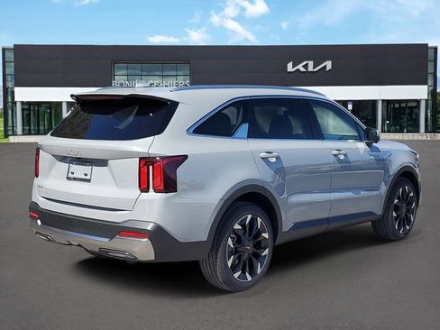 New 2026 Kia Sorento SX image 4