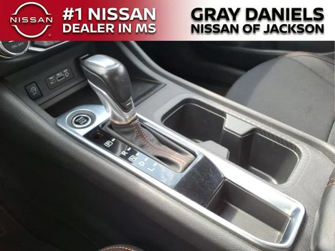 Used 2025 Nissan Sentra SR FWD image 19