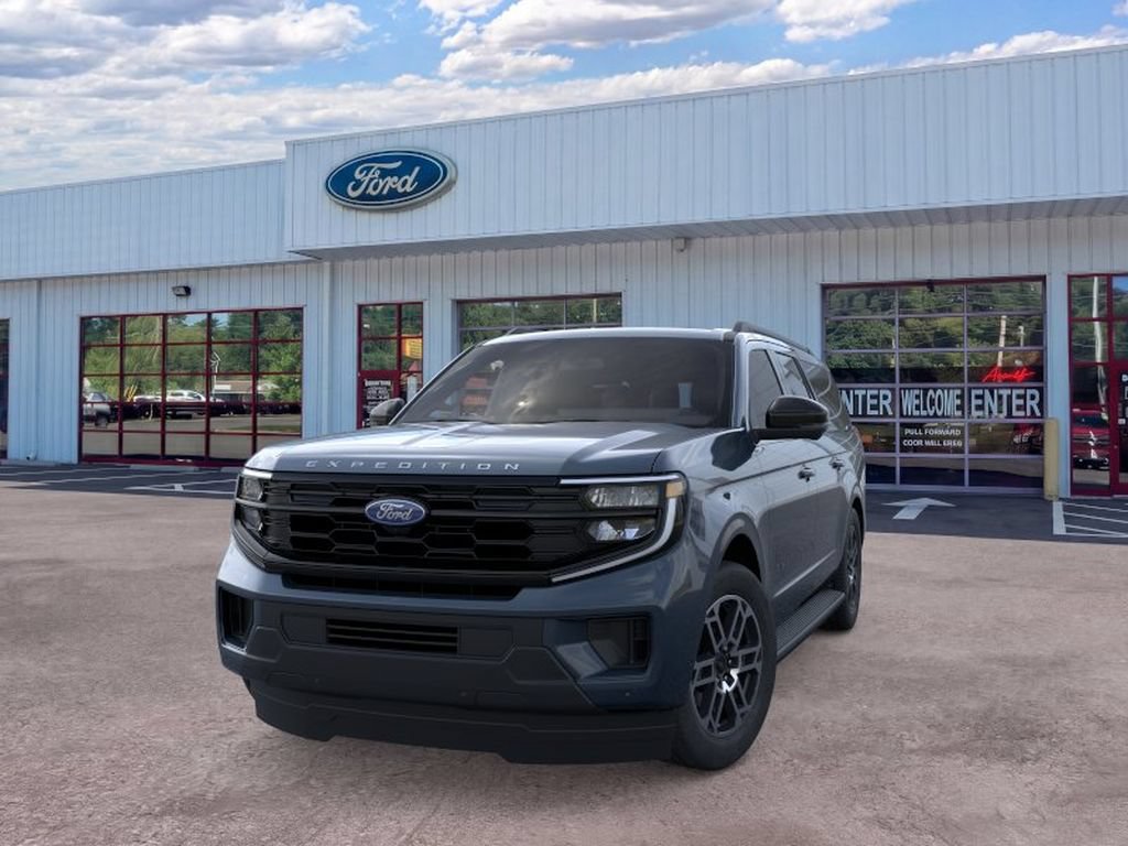 Used 2026 Ford Expedition Max Active AWD/4WD image 2