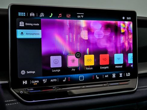 New 2026 Volkswagen Tiguan SE R-Line image 14