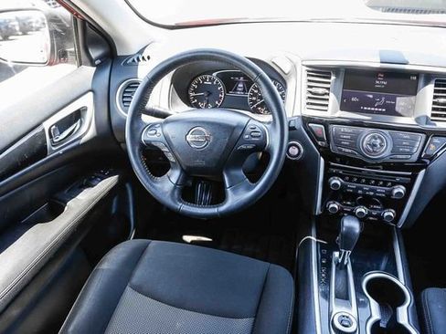 Used 2019 Nissan Pathfinder SV w/ Cargo Package AWD/4WD image 17