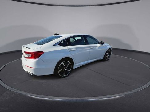 Certified 2022 Honda Accord Sport image 8