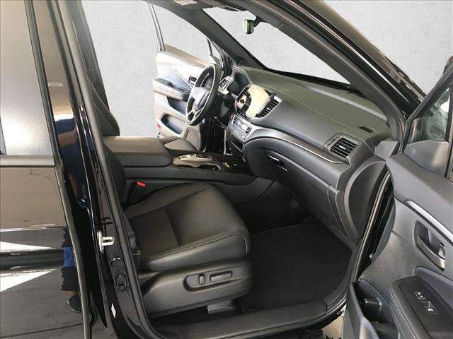 Used 2025 Honda Passport EX-L image 17