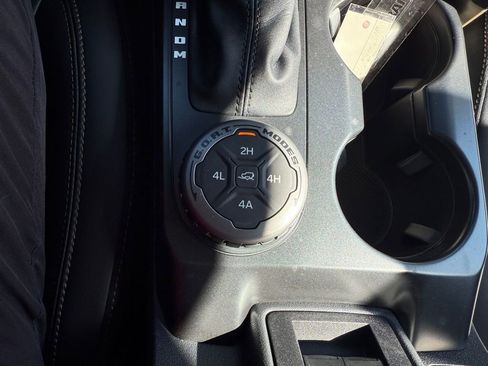 New 2025 Ford Bronco Badlands AWD/4WD image 28