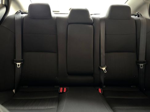 Used 2025 Nissan Altima 2.5 SV FWD image 38