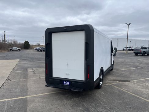 Used 2024 Chevrolet Brightdrop 600 w/ Battery Pack, Max Range AWD/4WD image 6