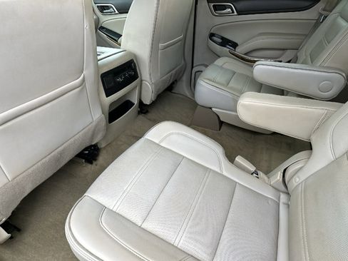 Used 2017 GMC Yukon Denali image 24