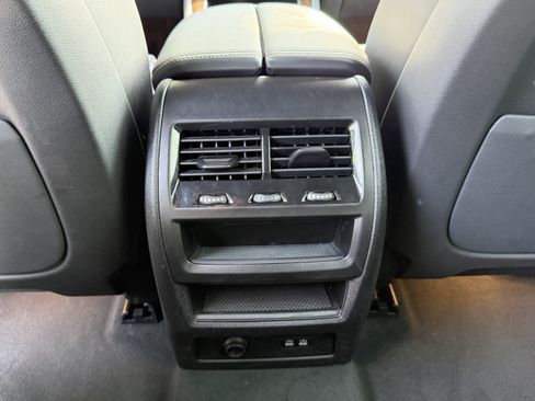 Used 2026 BMW X5 xDrive40i w/ M Sport Package AWD/4WD image 17