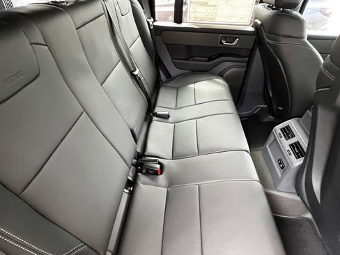 New 2025 INEOS Grenadier image 31