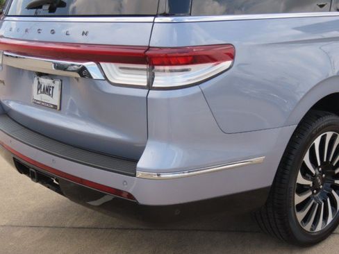 Used 2024 Lincoln Navigator L Black Label AWD/4WD image 10