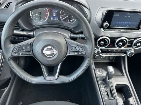 Used 2024 Nissan Sentra S FWD image 14