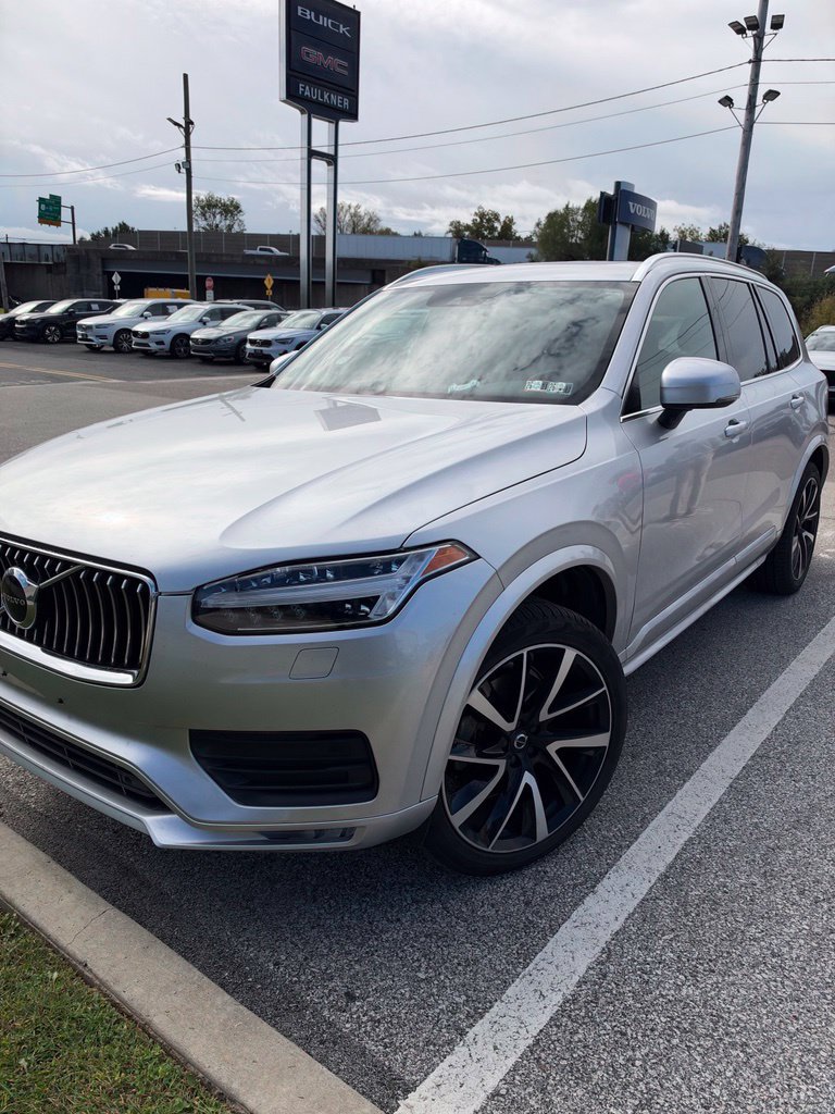 Used 2021 Volvo XC90 T6 Momentum w/ Climate Package AWD/4WD image 1