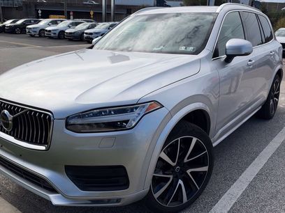 Used 2021 Volvo XC90 T6 Momentum w/ Climate Package