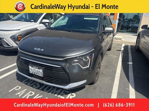 Used 2025 Kia Niro EX image 1
