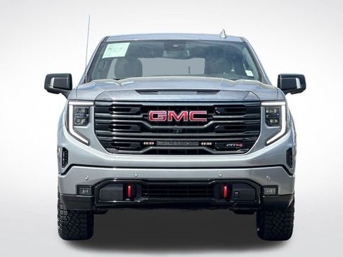 Used 2024 GMC Sierra 1500 AT4 w/ AT4 Premium Package AWD/4WD image 8