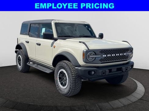 New 2026 Ford Bronco Badlands w/ Sasquatch Package AWD/4WD image 7