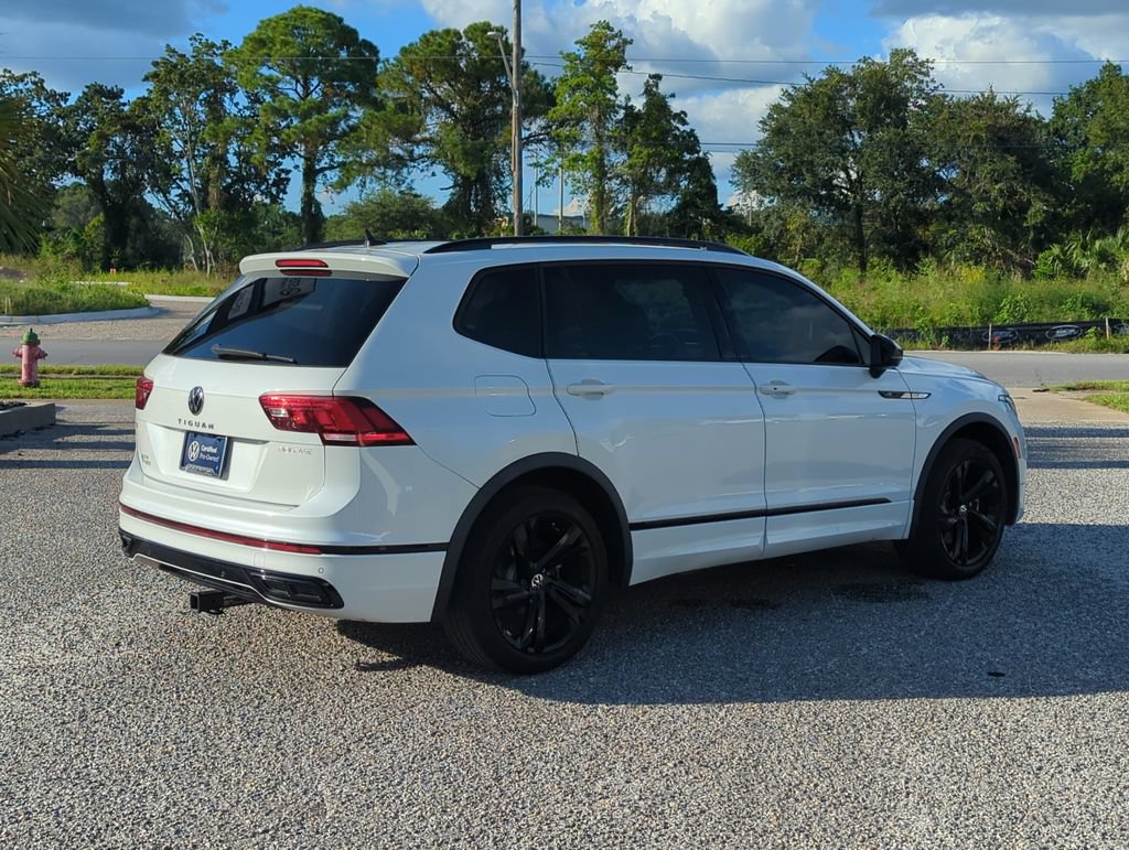Certified 2024 Volkswagen Tiguan SE R-Line FWD image 7