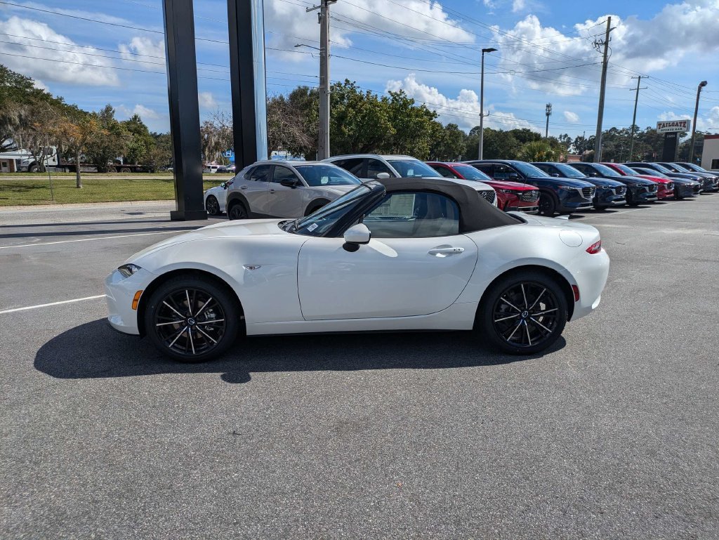 New 2026 MAZDA MX-5 Miata Grand Touring RWD image 7