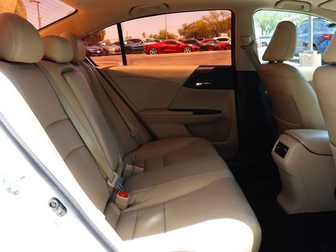 Used 2017 Honda Accord EX-L image 27