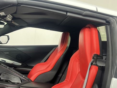 Used 2025 Chevrolet Corvette Stingray Convertible w/ 1LT image 24