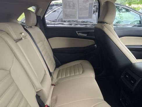 Used 2023 Ford Edge SEL w/ Convenience Package AWD/4WD image 7