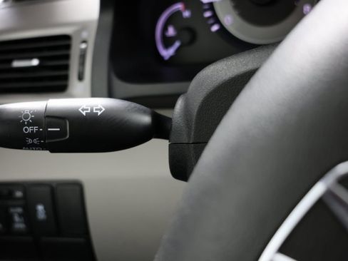 Used 2016 Honda Odyssey SE image 24