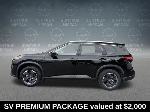Used 2025 Nissan Rogue SV w/ SV Premium Package FWD image 2