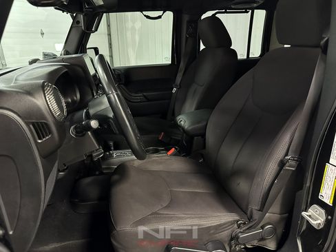 Used 2014 Jeep Wrangler Unlimited Sport w/ Quick Order Package 24S AWD/4WD image 24