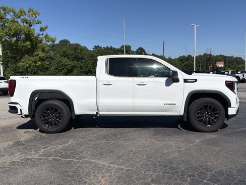 Used 2024 GMC Sierra 1500 Elevation AWD/4WD image 13